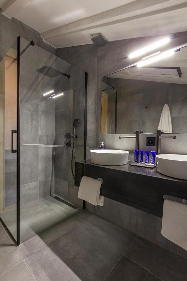 Shed Hotel 韦尔比耶 外观 照片